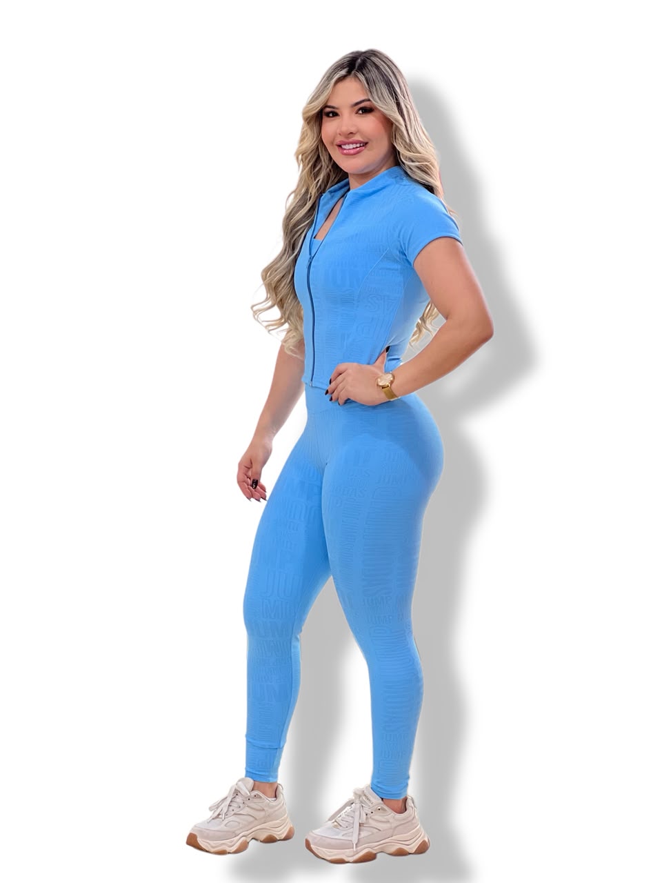 Blusa Manga Curta com Zíper Azul Claro Logo All-Over