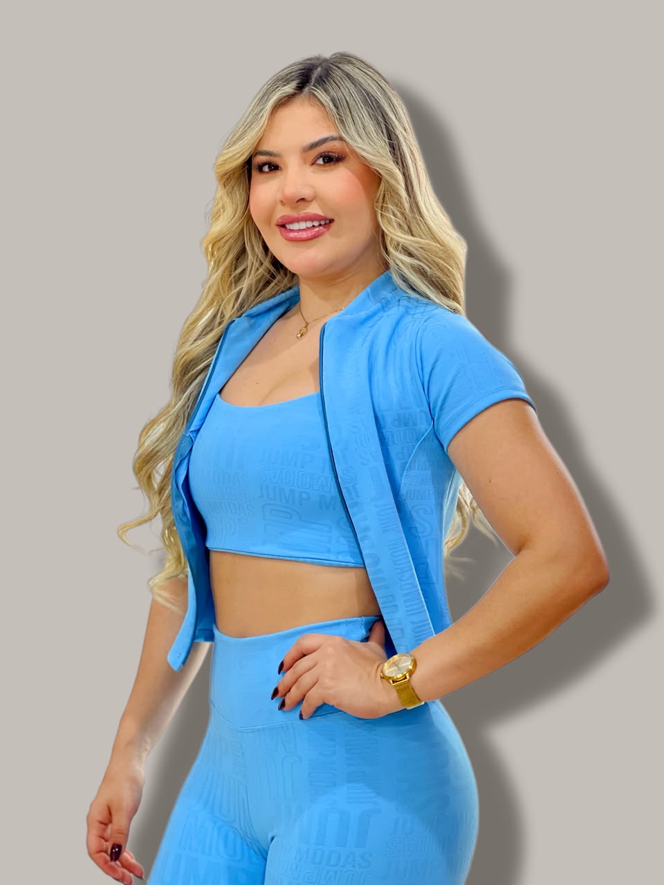 Blusa Manga Curta com Zíper Azul Claro Logo All-Over