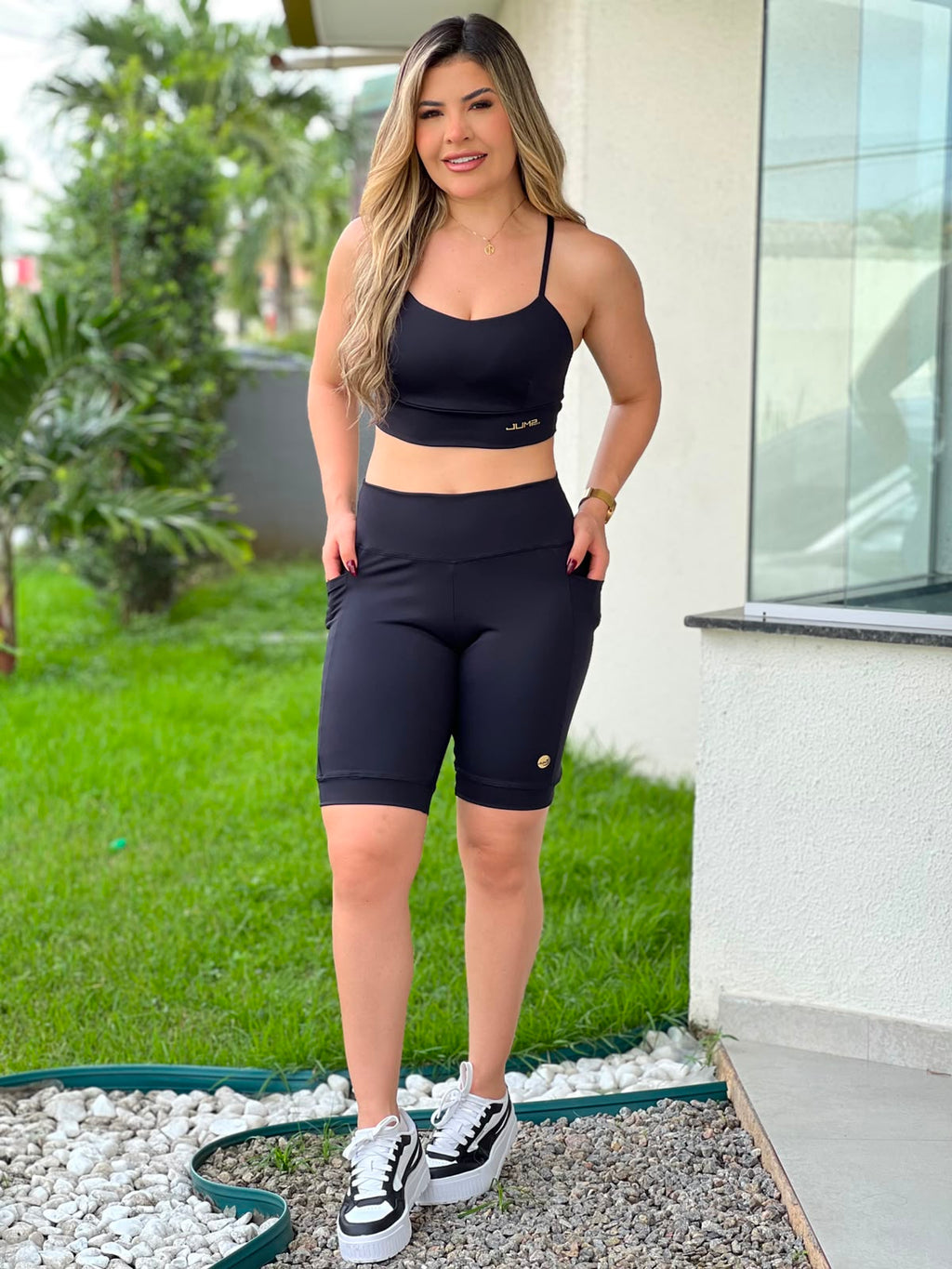 Bermuda Ciclista Longa com Bolso Preta