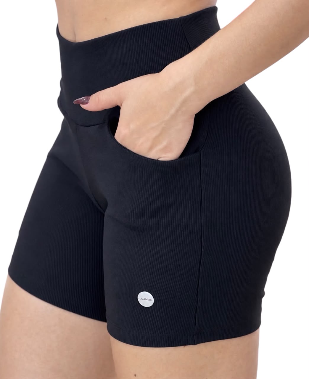 Short Cintura Alta Canelado Preto com Bolso