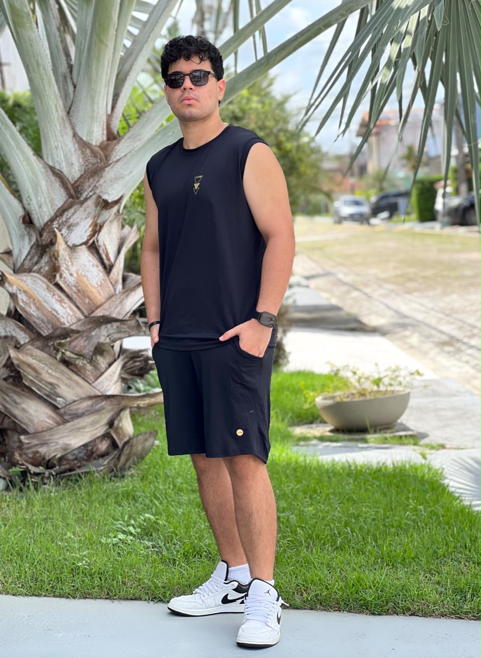 Machão Masculino Preto em Tela Perfurada