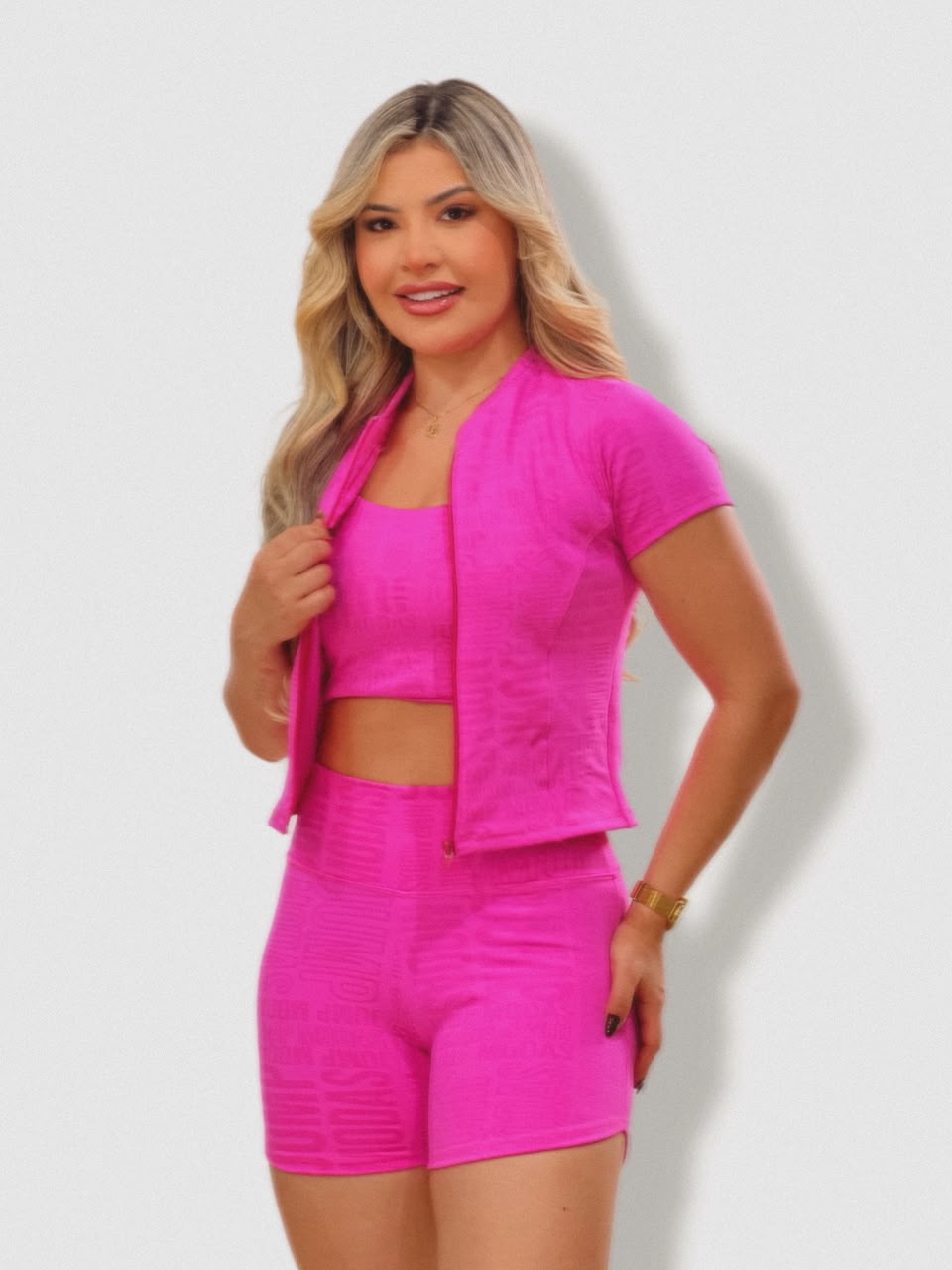 Blusa Manga Curta com Zíper Rosa Pink Logo All-Over
