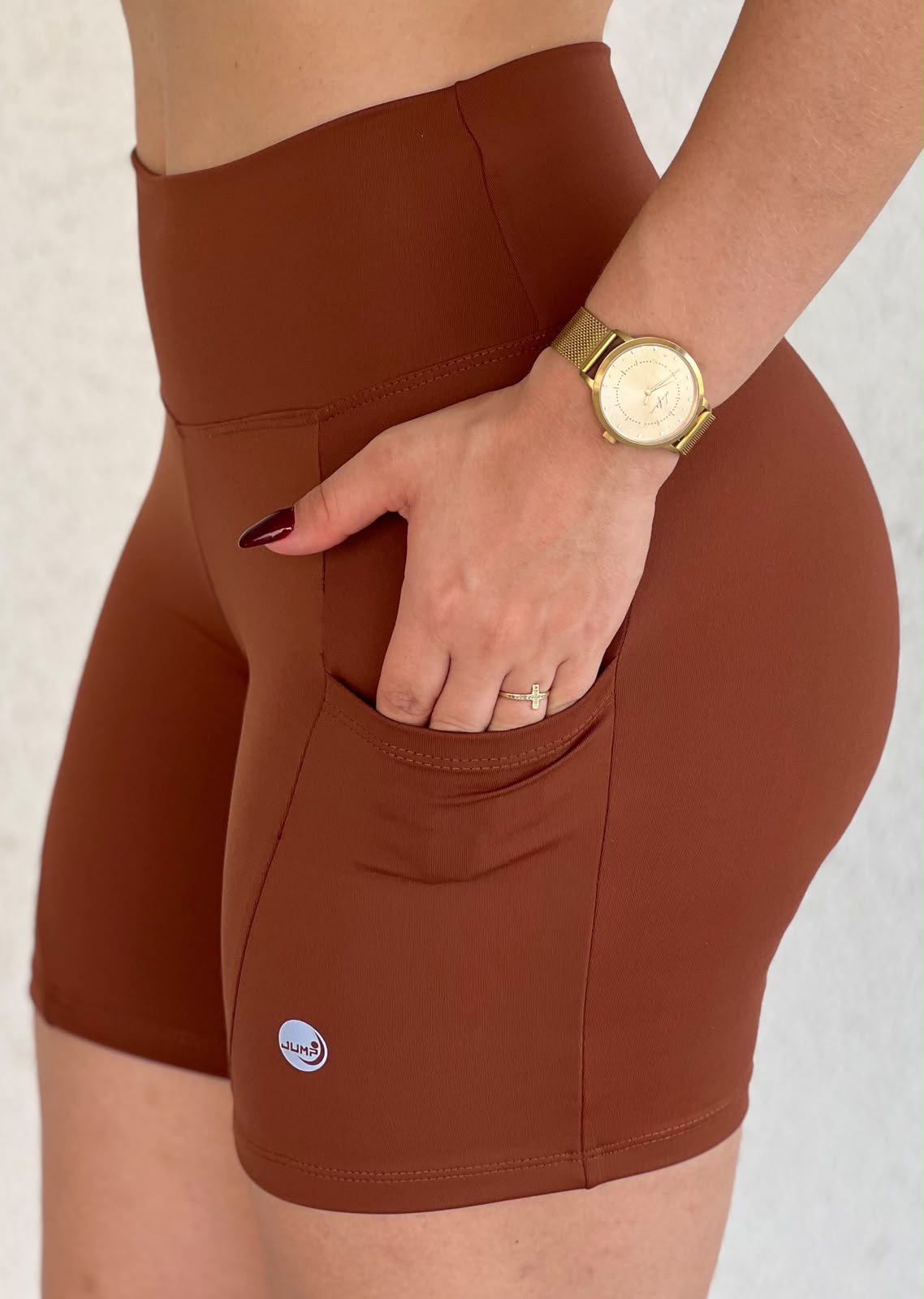Short Bermuda com Bolso Caramelo
